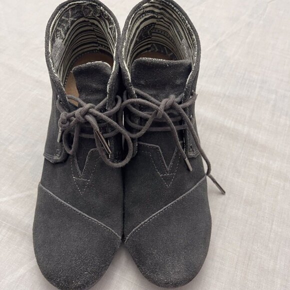 Toms Charcoal Gray Women’s Wedge Booties Size 9 - Picture 2 of 8
